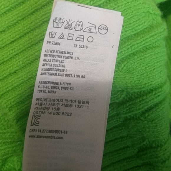 Hollister sweater in lime green - Picture 5 of 7